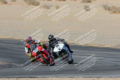 media/Mar-22-2025-CVMA (Sat) [[462c0ffedb]]/Race 12-Supersport Middleweight/
